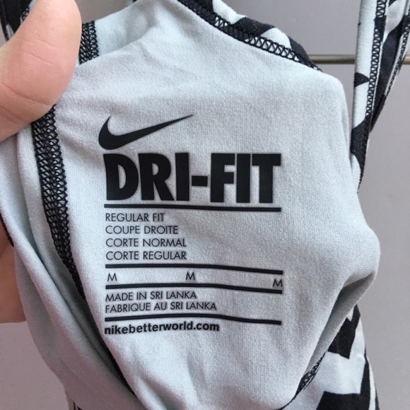 Nike dri fit gym tank - Picture 2 of 3